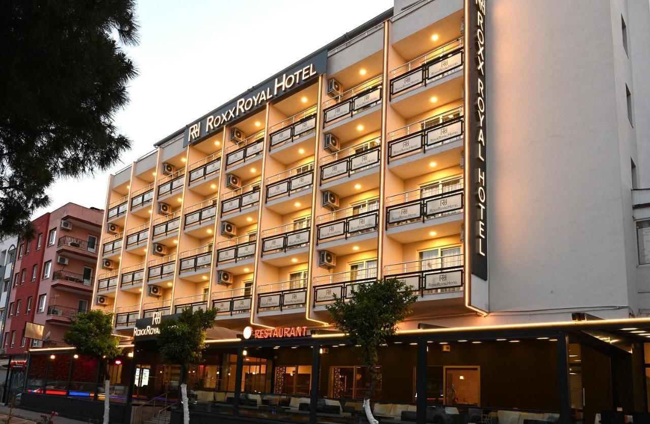 Roxx Royal Hotel 库萨达斯 外观 照片