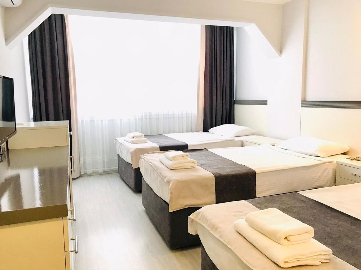 Roxx Royal Hotel 库萨达斯 外观 照片