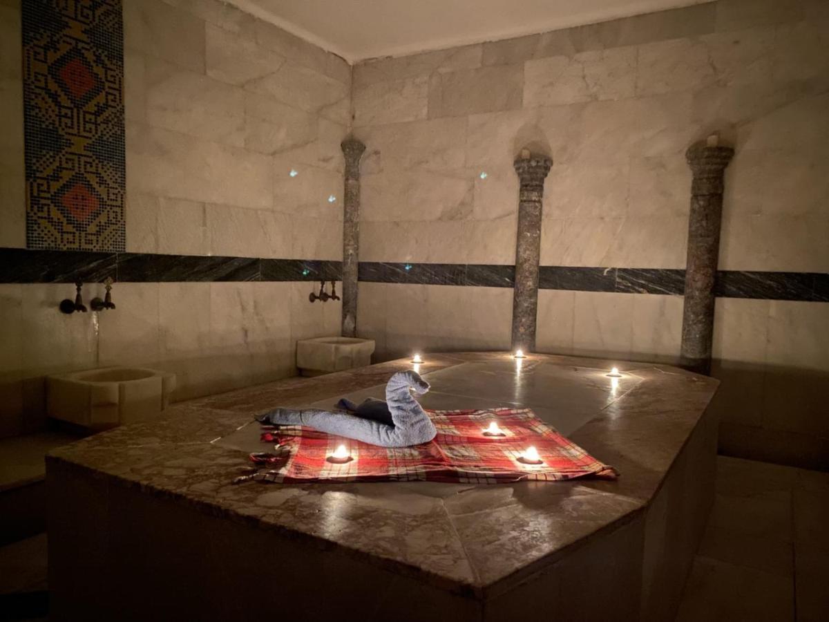 Roxx Royal Hotel 库萨达斯 外观 照片
